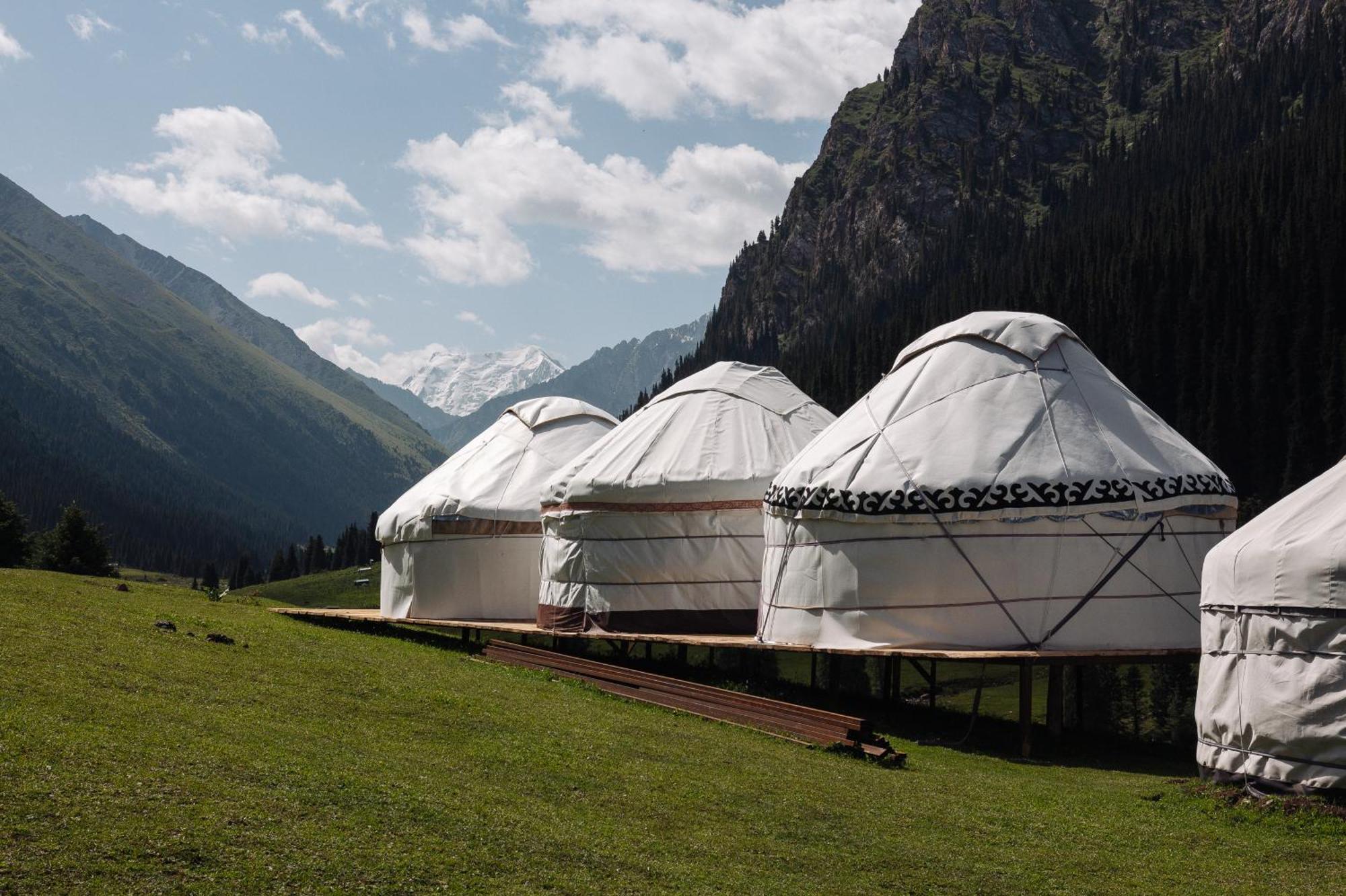 Hotel Eco Yurt Camp Arashan Teploklyuchenka Exterior foto