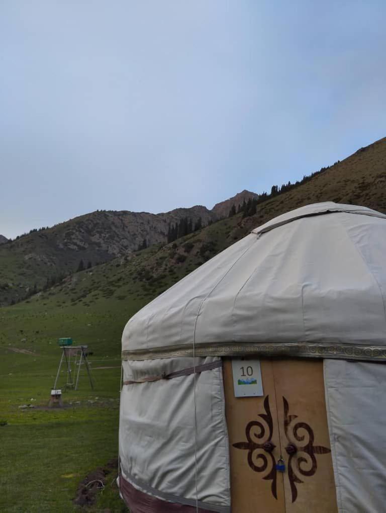 Hotel Eco Yurt Camp Arashan Teploklyuchenka Exterior foto